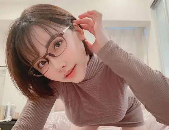 深田咏美(深田えいみ)是谁 为什么被称为最强人造人(图4)