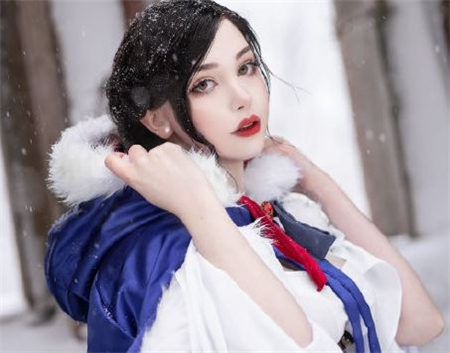 欧美女神Sayathefox新作 这个白雪公主你觉得怎么样(图1)