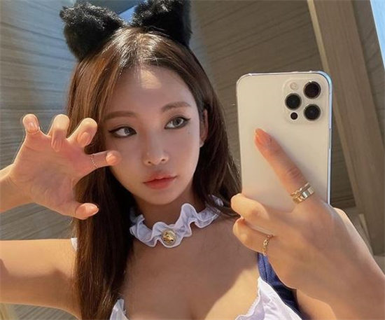 韩国网红jeee622有种与众不同的美(图1)