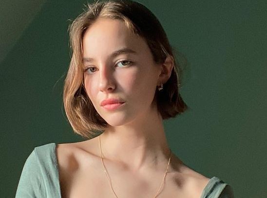 Amelie Manzoli是谁 她漂亮在哪(图1)