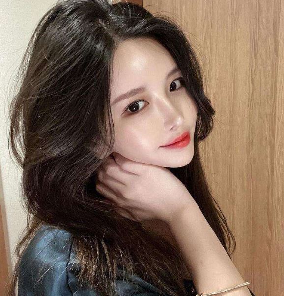 尹素婉是谁 尹素婉的个人资料(图1)