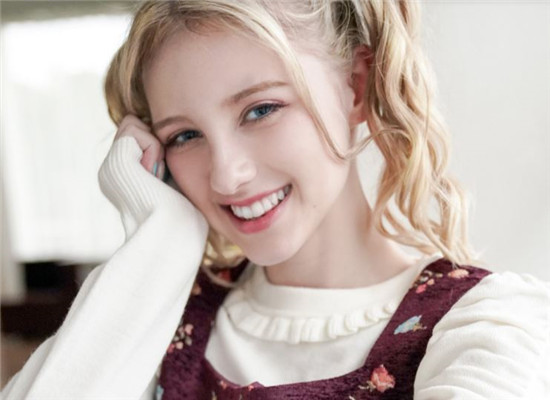 Melody Marks(麦乐迪·马克斯)这个国外小姐姐太美了(图1)