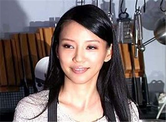 李靓蕾和西村美智子是同一人吗(图1)