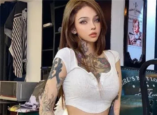 网红大佬儿是男是女 不说你也不知道(图1)