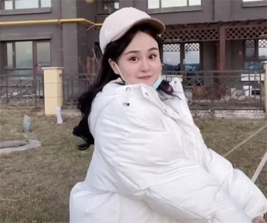 抖音可爱屁露脸长啥样 可爱搞怪是她的风格(图2)