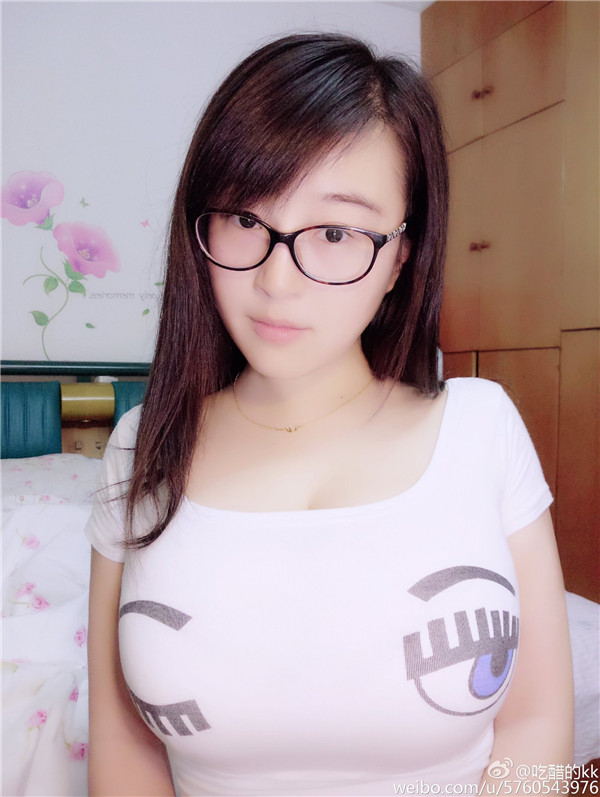 吃醋的kk有点文艺范 她吸引人的地方在哪(图2)