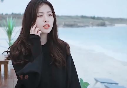 周雨彤是谁 和周韦彤不是一个人(图2)