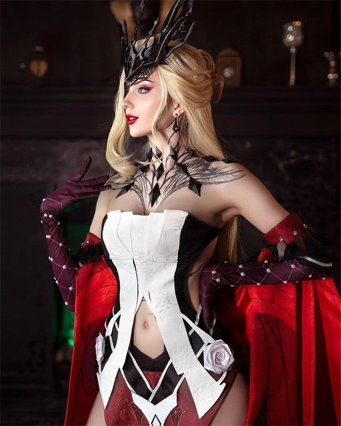俄罗斯美女Coser AlinMa神还原《电锯人》玛奇玛(图15)
