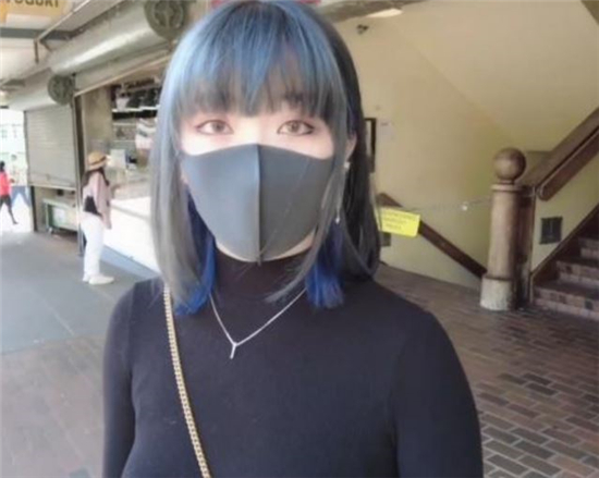 玩偶姐姐hkdoll你认识吗？为啥老戴个口罩呢(图2)