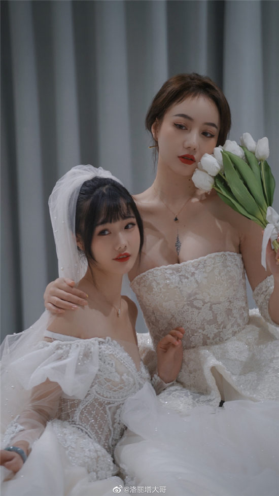 洛丽塔大哥二次元COS萌妹子，最近又有她的瓜？(图3)