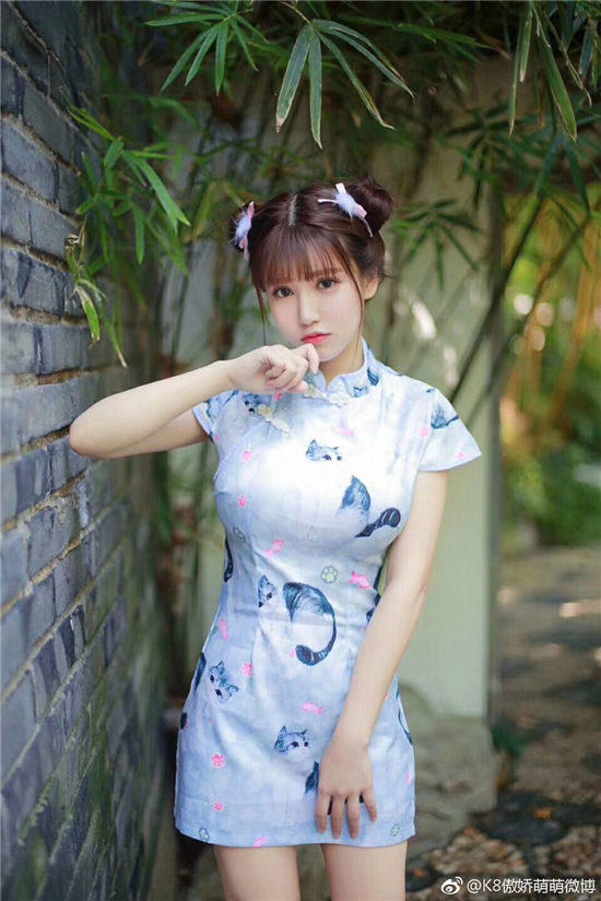 周大萌和k8傲娇萌萌是同一个人吗？这就告诉你(图1)